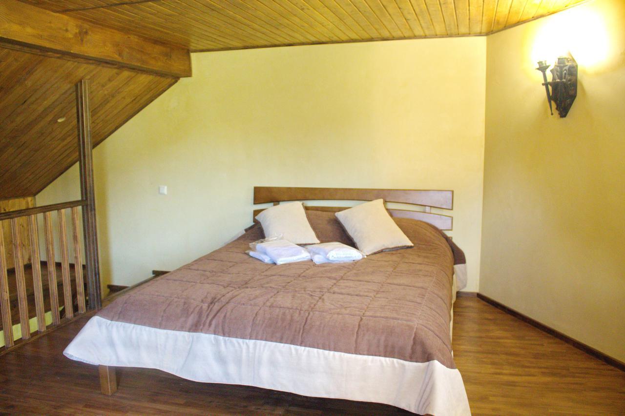 Smotrytska Vezha Hotel Kamianets-Podilskyi Exterior foto