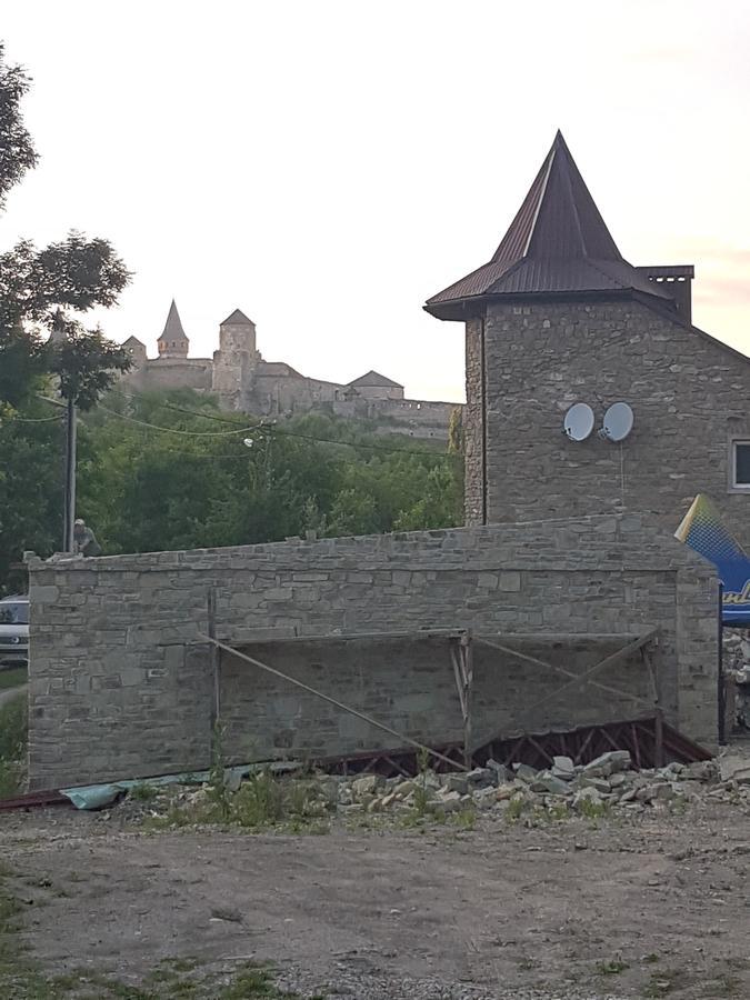 Smotrytska Vezha Hotel Kamianets-Podilskyi Exterior foto